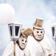 Уличный театр маски «Странствующие куклы господина Пэжо» в парках Казани 2020 фотографии