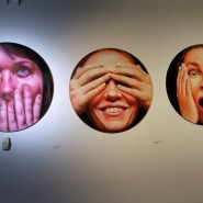 Выставка «Смех, слезы и сны» фотографии
