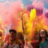 Фестиваль красок Colors 2019 фотографии
