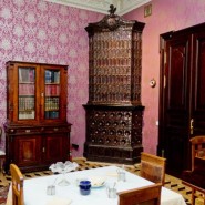 Музей истории татарской литературы с мемориальной квартирой Шарифа Камала фотографии