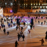 Каток в парке «Черное озеро» 2022-2023 фотографии
