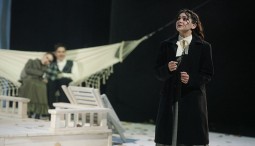 Спектакль «Неравные»