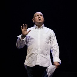 Спектакль «Счастливые дни»