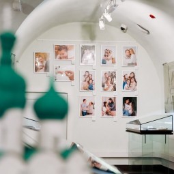 Выставка «Материнская любовь»