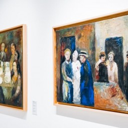 Выставка «Свет между мирами»