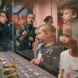 Школьные программы на выставке «Александр Македонский. Путь на Восток» 2023