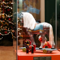 Выставка «Лошадка-качалка. История игрушки»