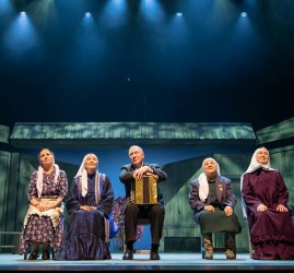 Спектакль «Матери ждут сыновей»