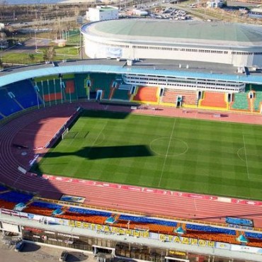 Стадион левый берег киев