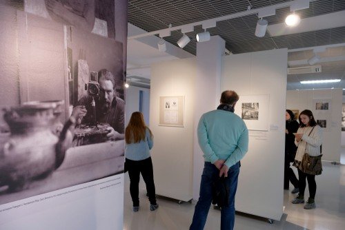 Выставка Евгения Балашова «Фотология бытия»