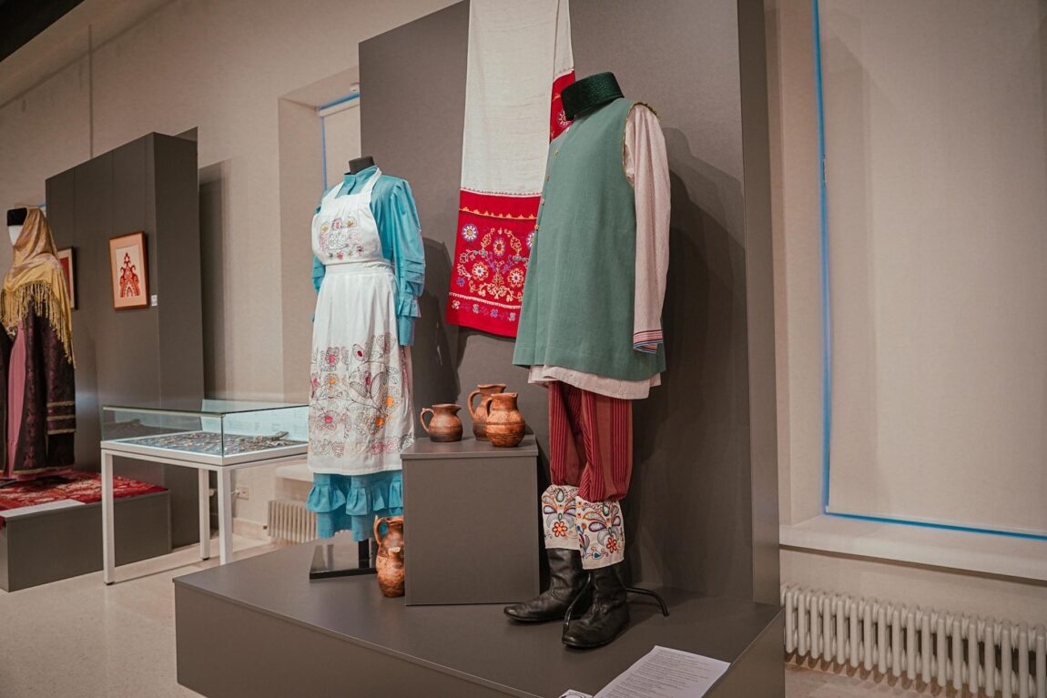 Выставка «Татарский костюм – традиции и трансформация»